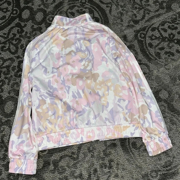 •Adidas• - Picture 3 of 3